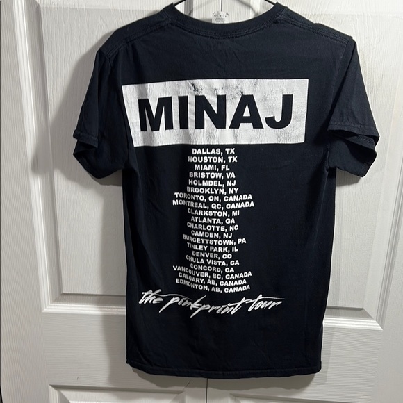 Nicki Minaj the pink print tour band tee - Picture 2 of 5